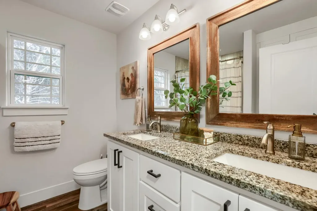 6101 Cimmaron Trail Lago Vista TX 78645