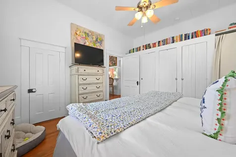 221 N Johnson Avenue San Marcos TX 78666
