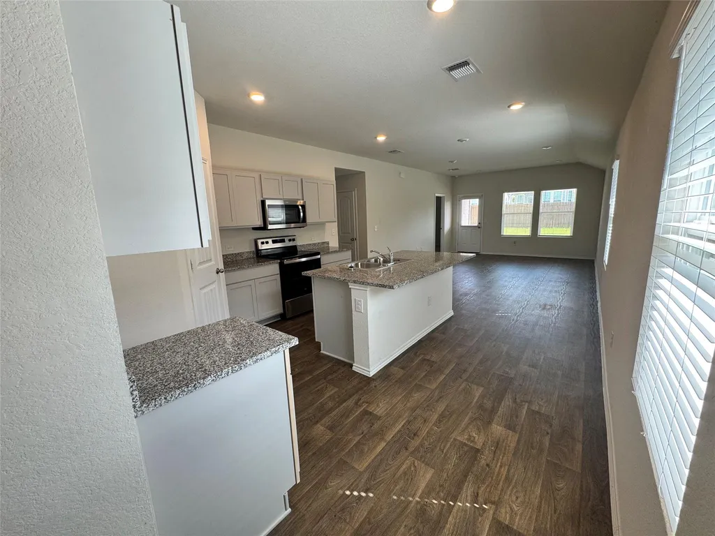 11820 Rush Lane Elgin TX 78621