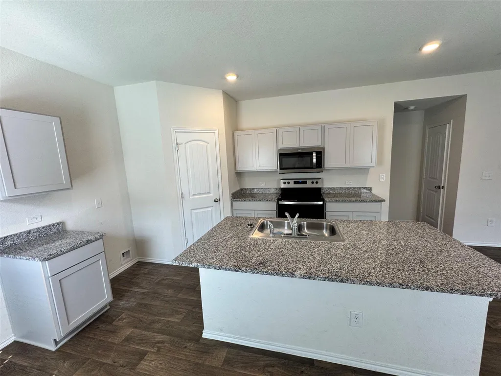11820 Rush Lane Elgin TX 78621