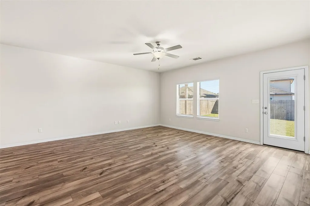 520 Loriner Way Liberty Hill TX 78642