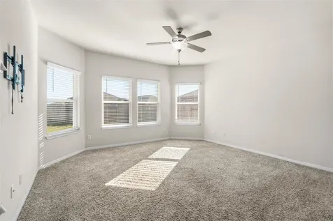 520 Loriner Way Liberty Hill TX 78642