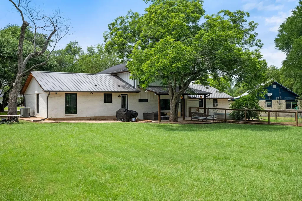 12426 Deer Track Austin TX 78727