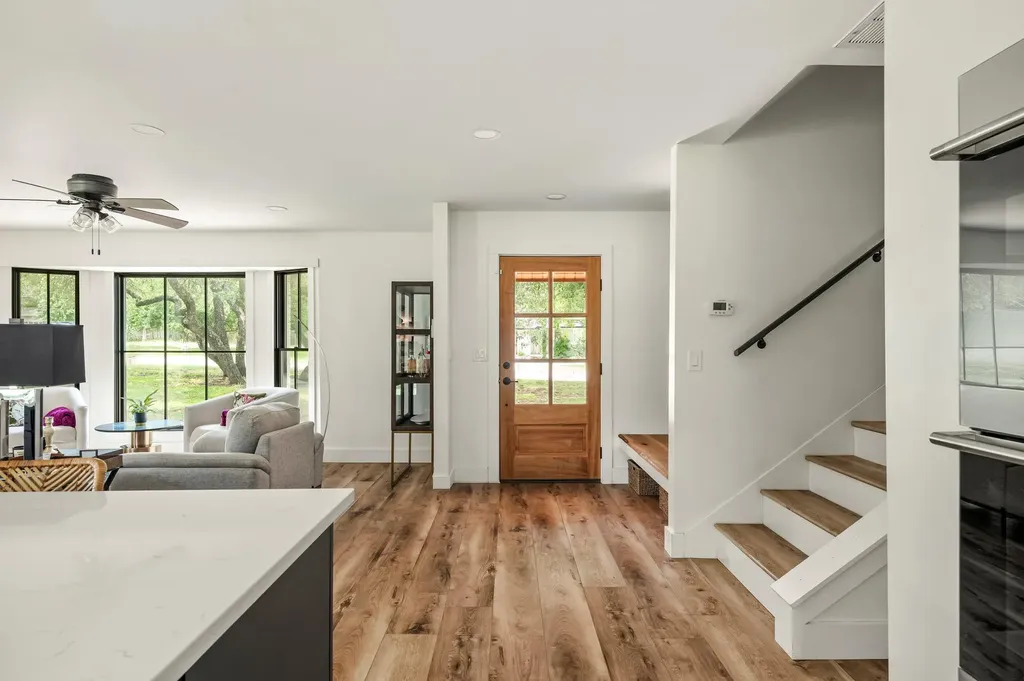 12426 Deer Track Austin TX 78727