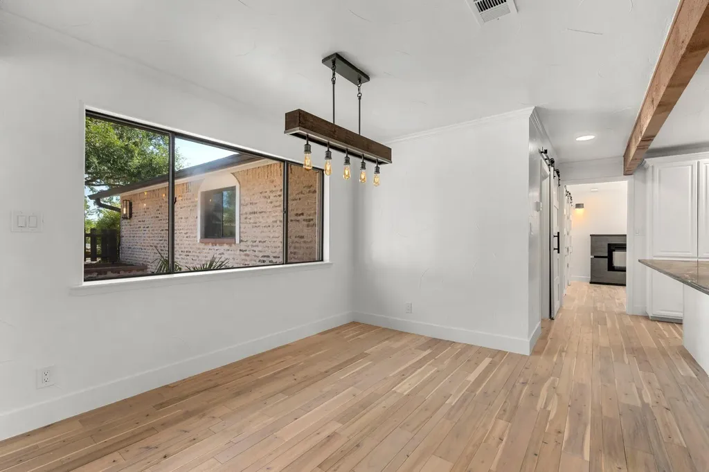 101 Third Sid W Horseshoe Bay TX 78657
