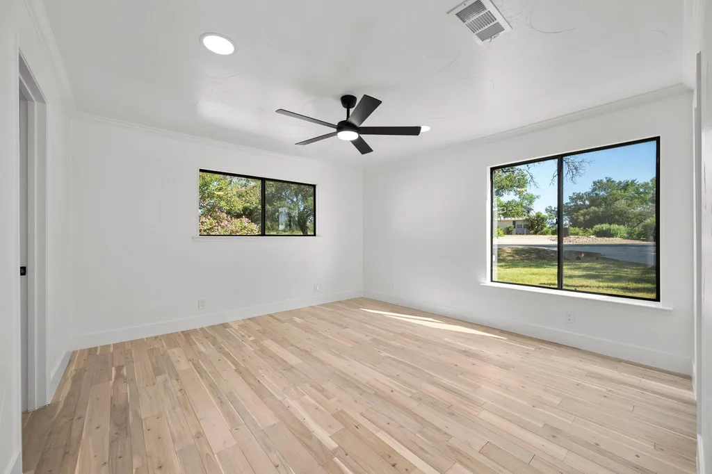 101 Third Sid W Horseshoe Bay TX 78657