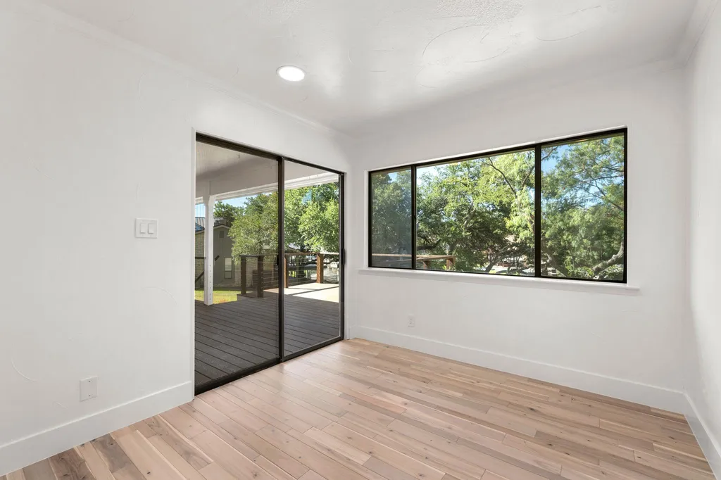 101 Third Sid W Horseshoe Bay TX 78657