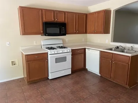 223 Nicole Way Bastrop TX 78602