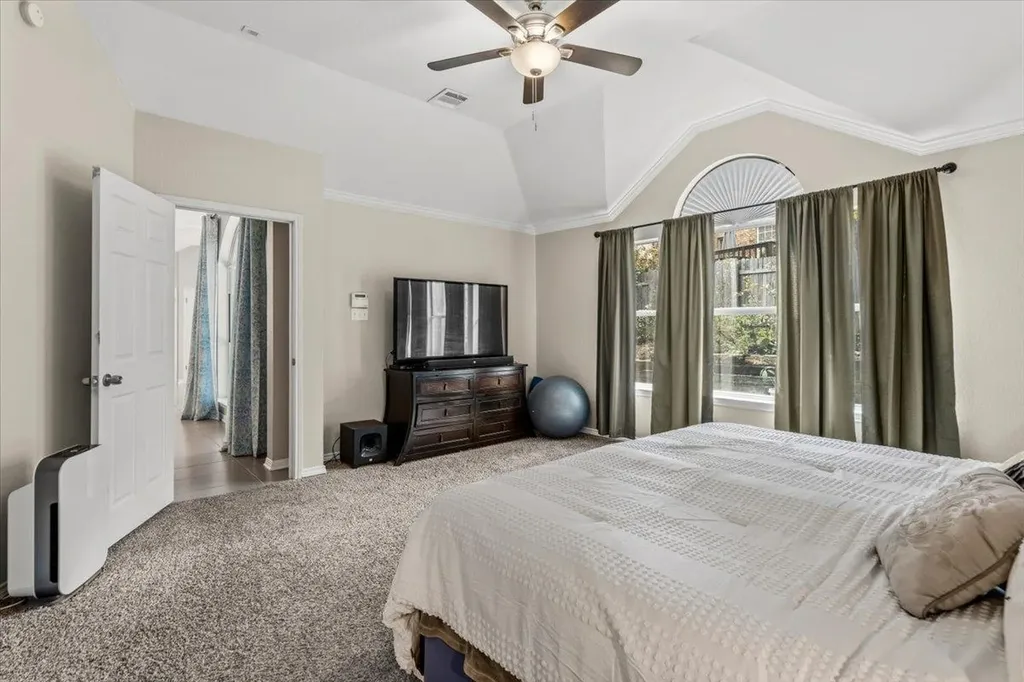 12811 Mcnelly Trail Austin TX 78732