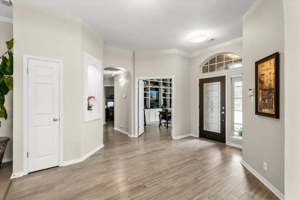 12811 Mcnelly Trail Austin TX 78732