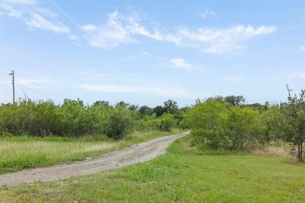 21814 Hogeye Road Manor TX 78653