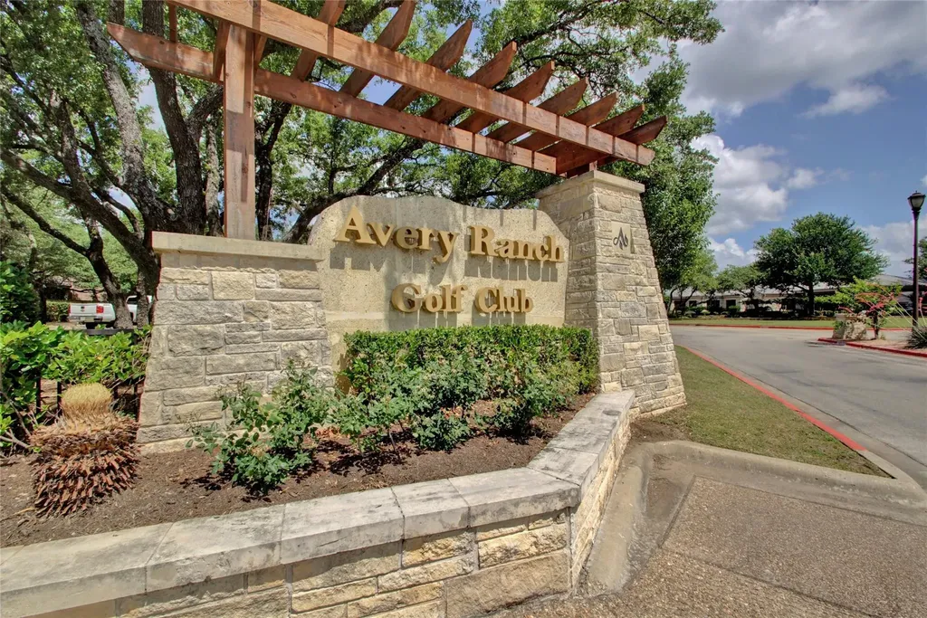 14400 Showdown Lane Austin TX 78717