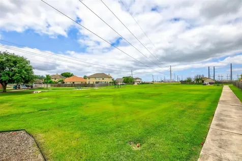 103 Scotsburg Street Hutto TX 78634