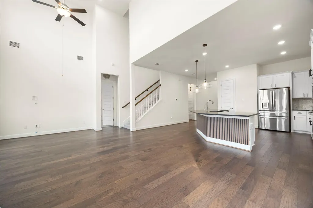 1098 Cherrystone Loop Buda TX 78610