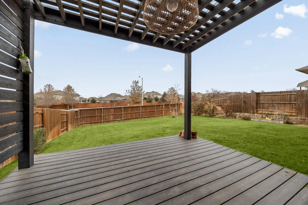 1098 Cherrystone Loop Buda TX 78610