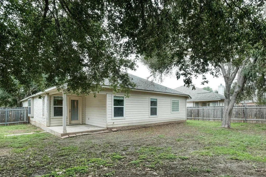 3353 Rod Carew Drive Round Rock TX 78665