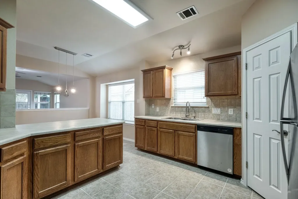 3353 Rod Carew Drive Round Rock TX 78665