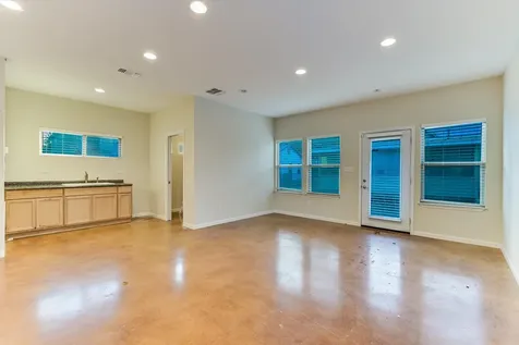 306 Garwood Street Smithville TX 78957