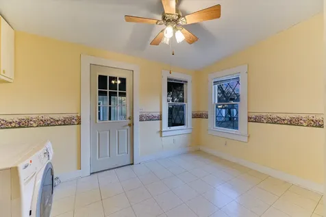 306 Garwood Street Smithville TX 78957
