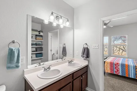 238 Wells Bend Hutto TX 78634