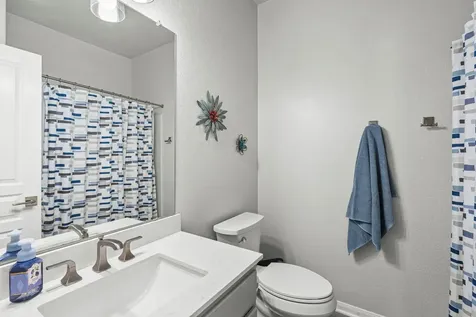 238 Wells Bend Hutto TX 78634
