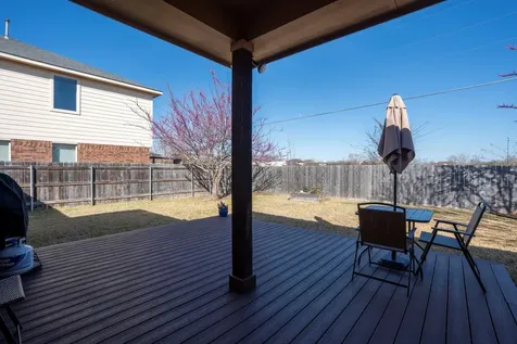 238 Wells Bend Hutto TX 78634
