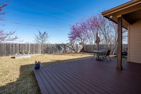 238 Wells Bend Hutto TX 78634