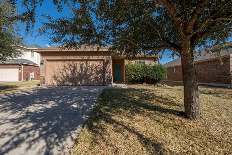 238 Wells Bend Hutto TX 78634