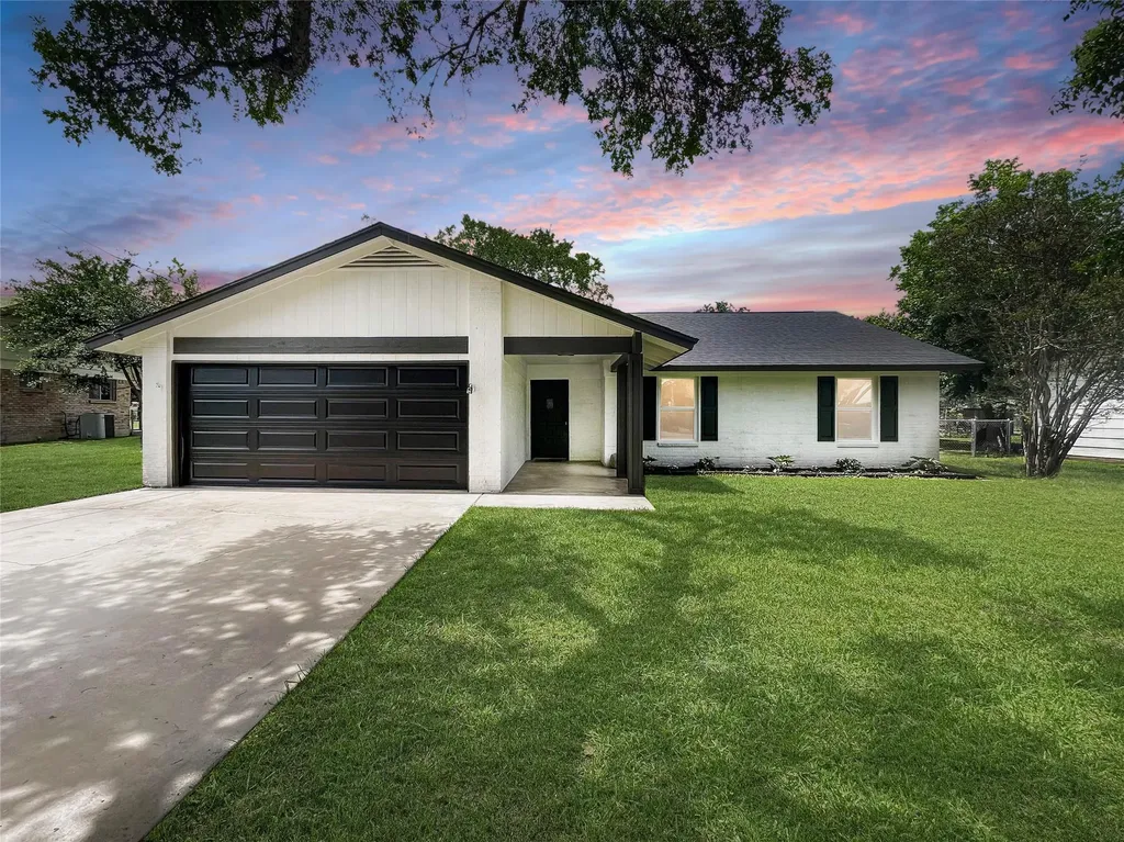 313 Golden Oaks Drive Georgetown TX 78628