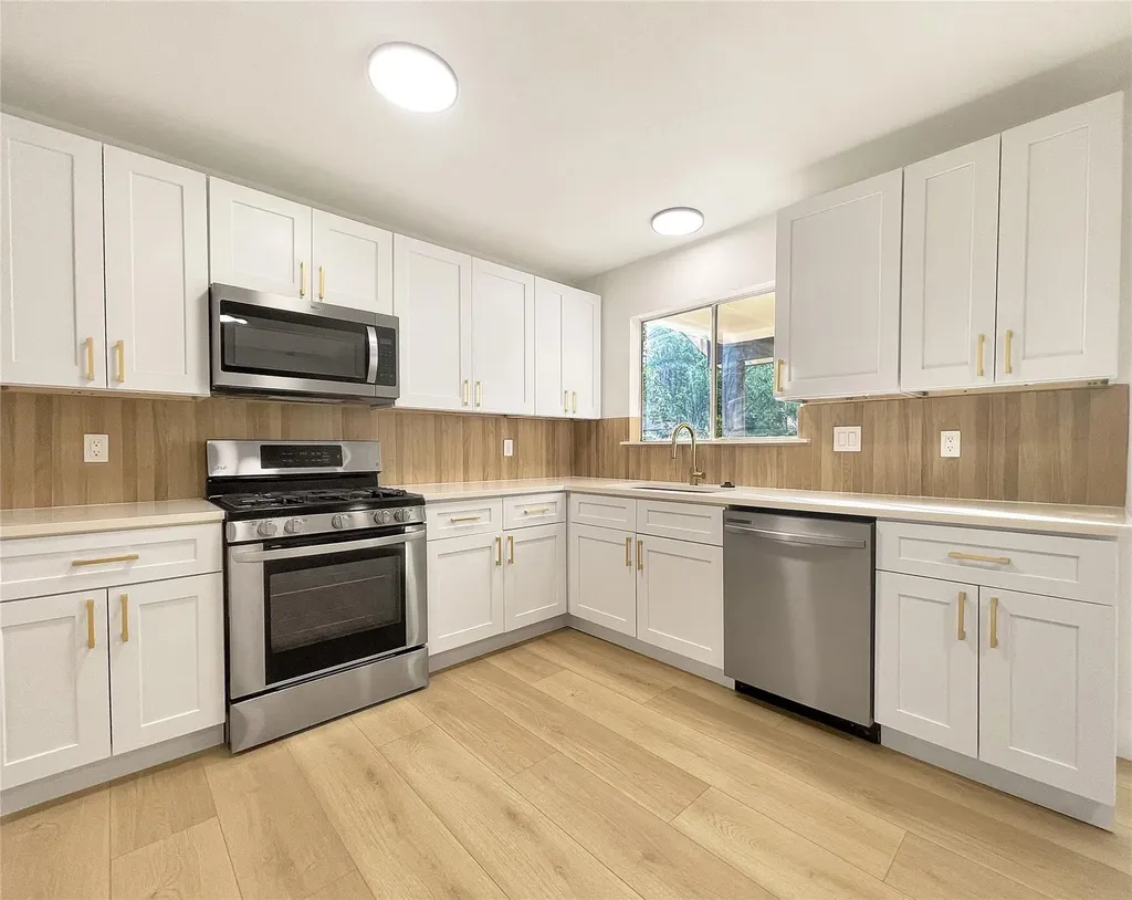 313 Golden Oaks Drive Georgetown TX 78628