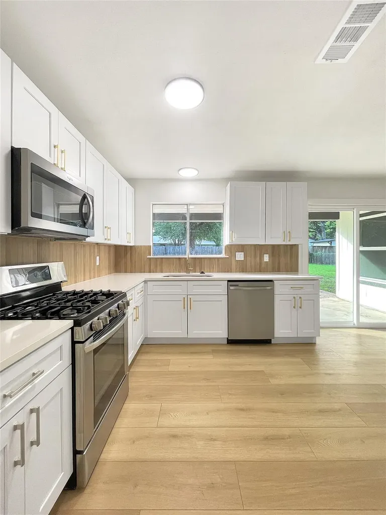 313 Golden Oaks Drive Georgetown TX 78628