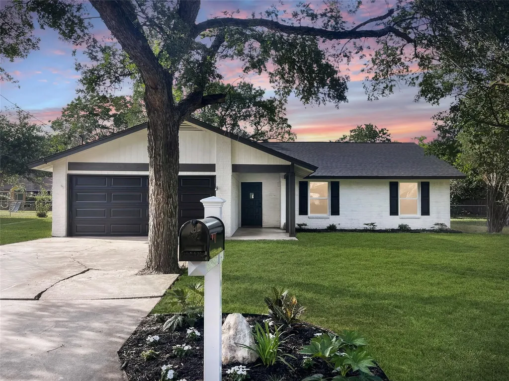 313 Golden Oaks Drive Georgetown TX 78628