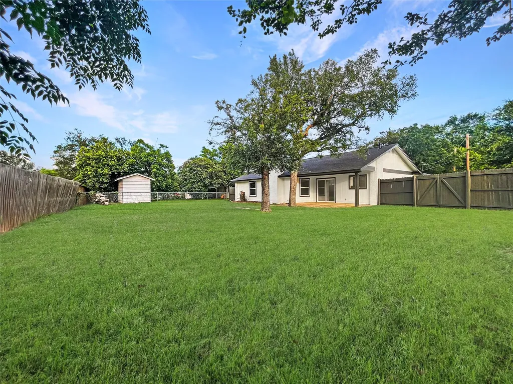 313 Golden Oaks Drive Georgetown TX 78628