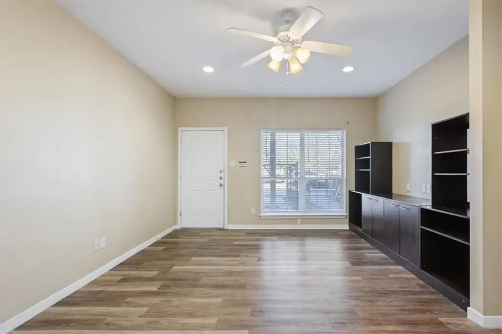 1907 S 17th Street Waco TX 76706
