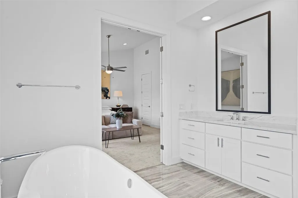 5505 Toscana Avenue Austin TX 78724
