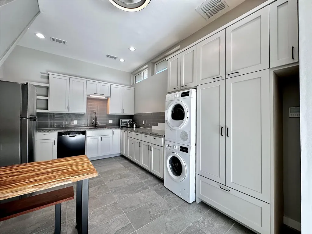 914 E 39th Street Austin TX 78751