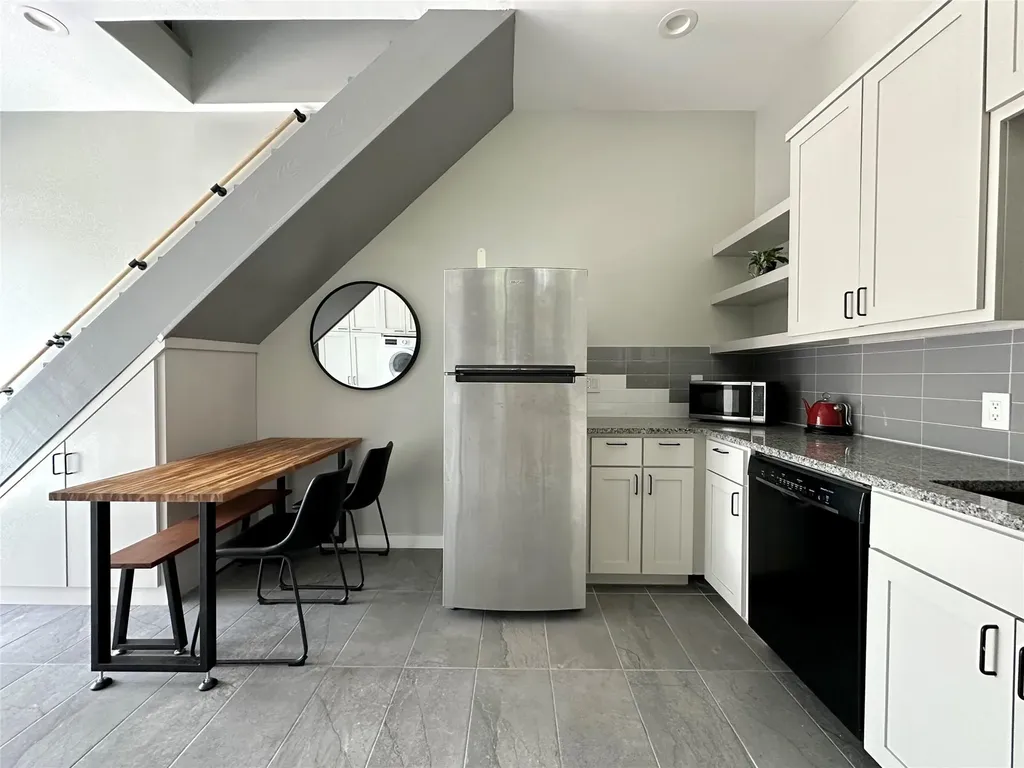 914 E 39th Street Austin TX 78751