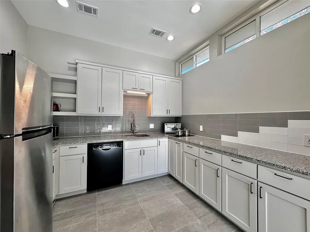 914 E 39th Street Austin TX 78751