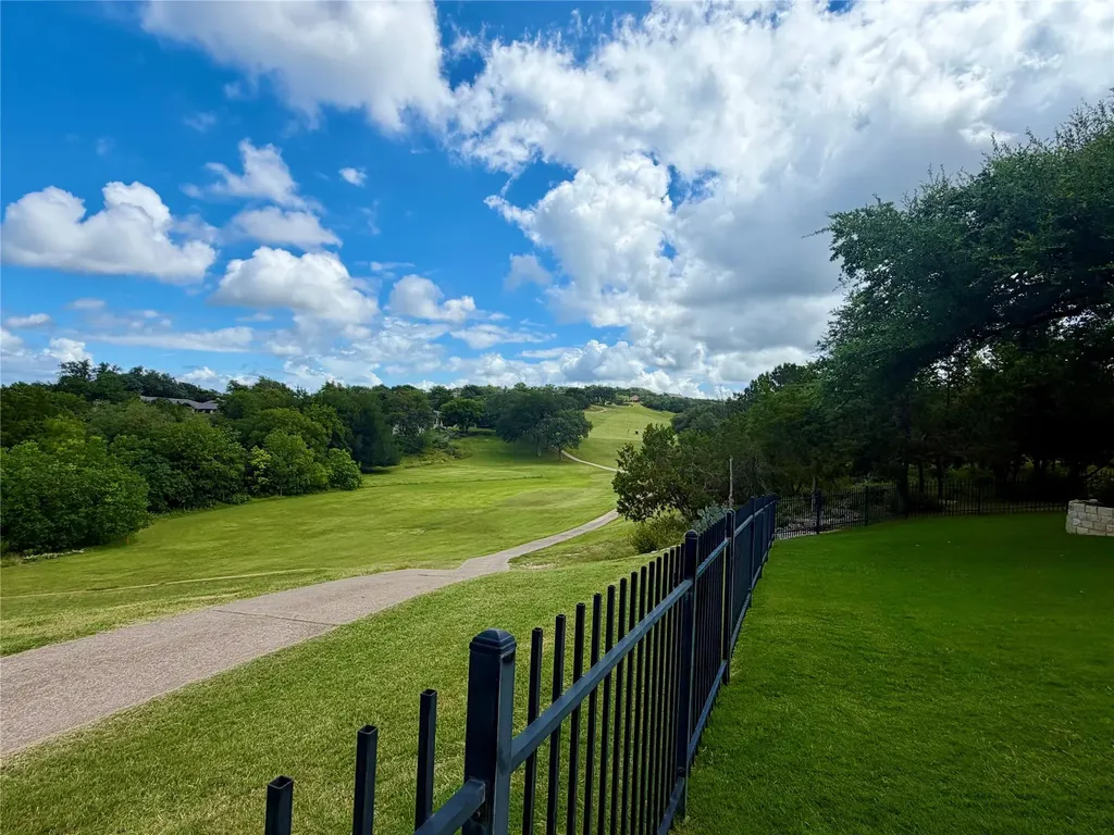 5200 Arrowhead Drive Lago Vista TX 78645