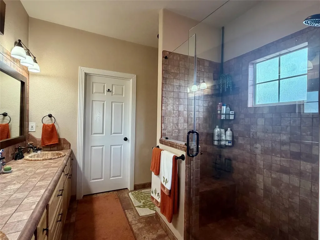 5200 Arrowhead Drive Lago Vista TX 78645