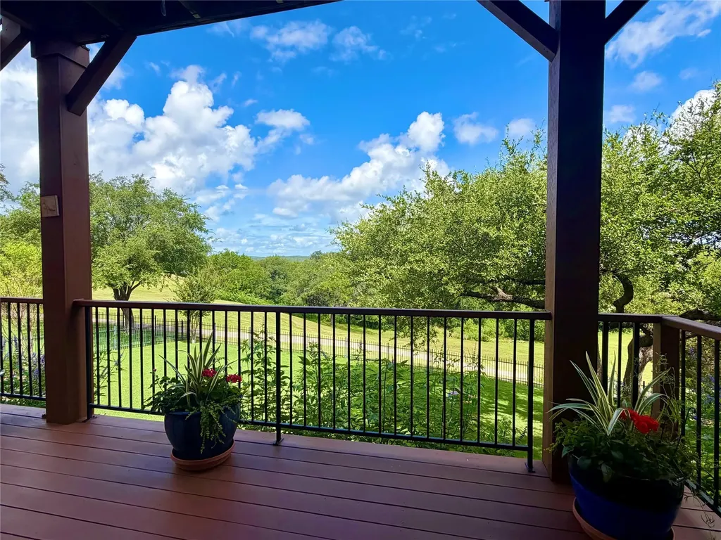 5200 Arrowhead Drive Lago Vista TX 78645