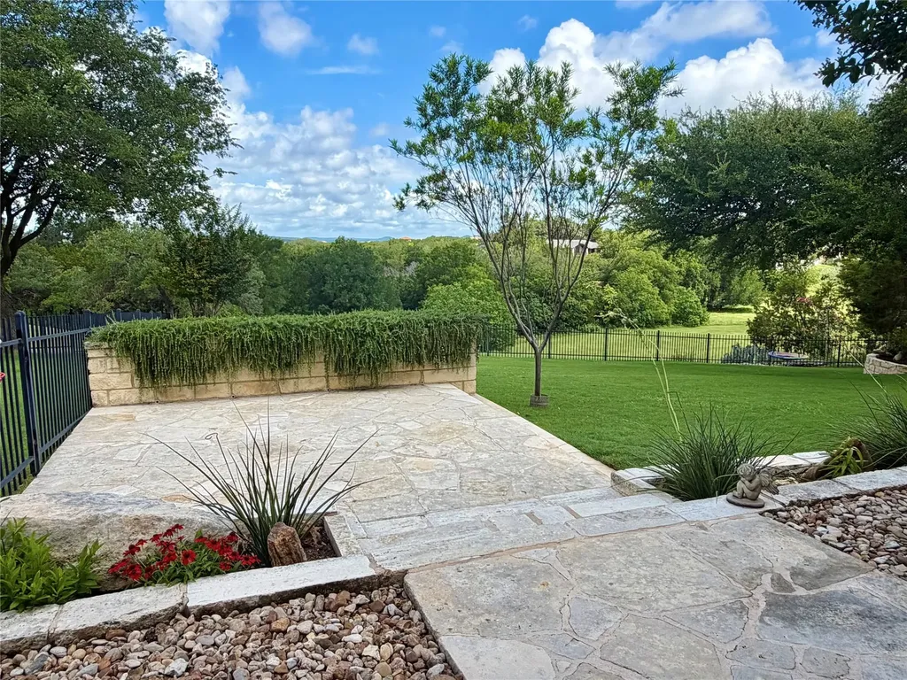 5200 Arrowhead Drive Lago Vista TX 78645