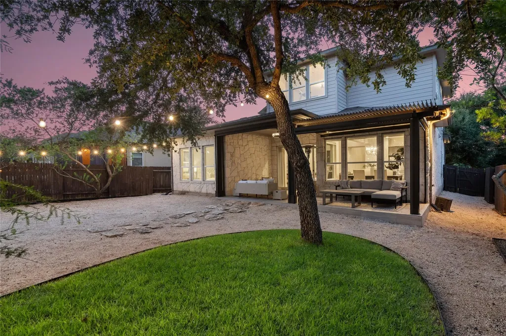 5213 Mandevilla Drive Austin TX 78739