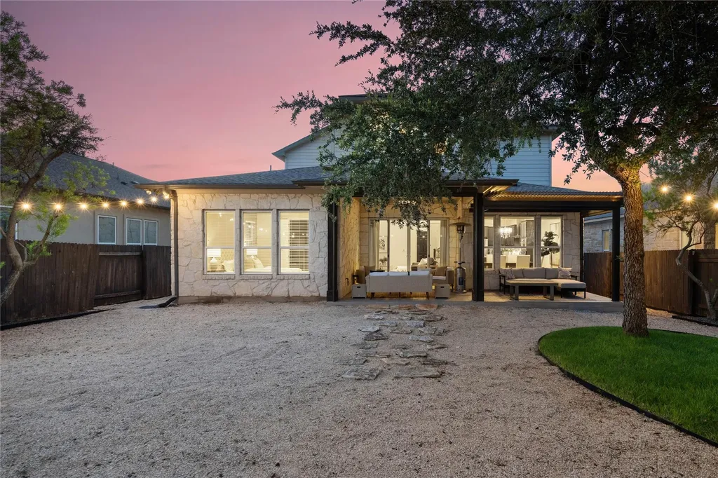 5213 Mandevilla Drive Austin TX 78739