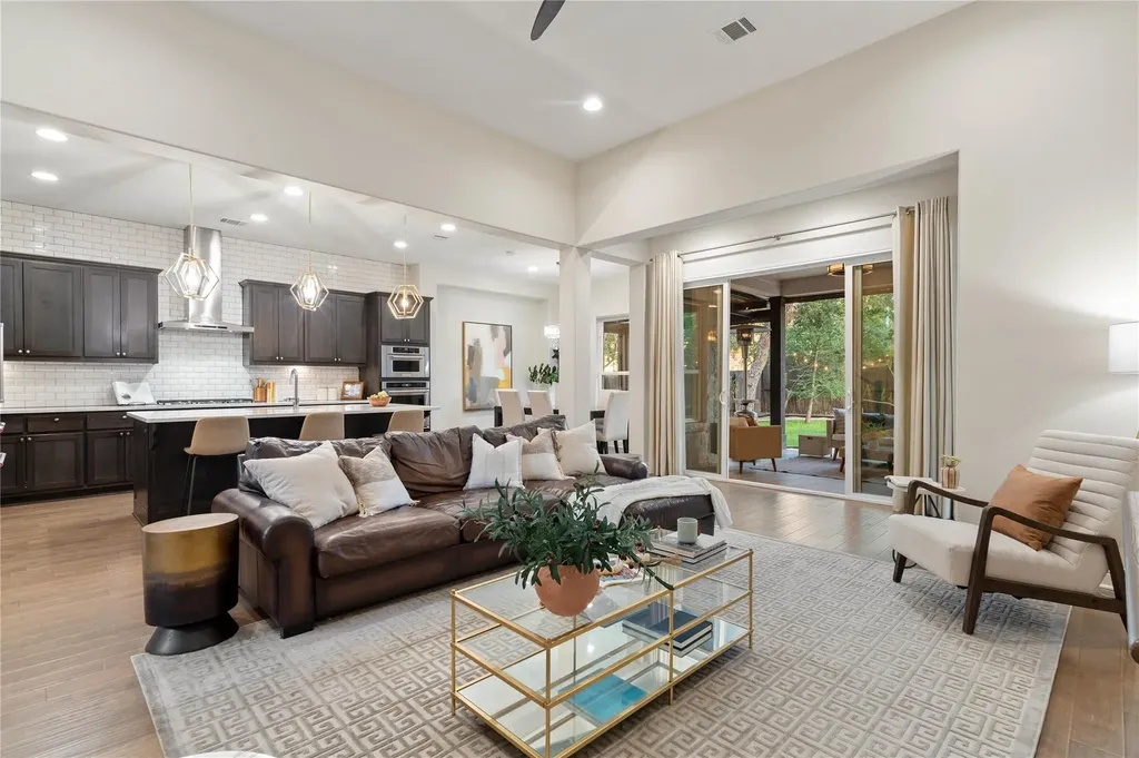 5213 Mandevilla Drive Austin TX 78739