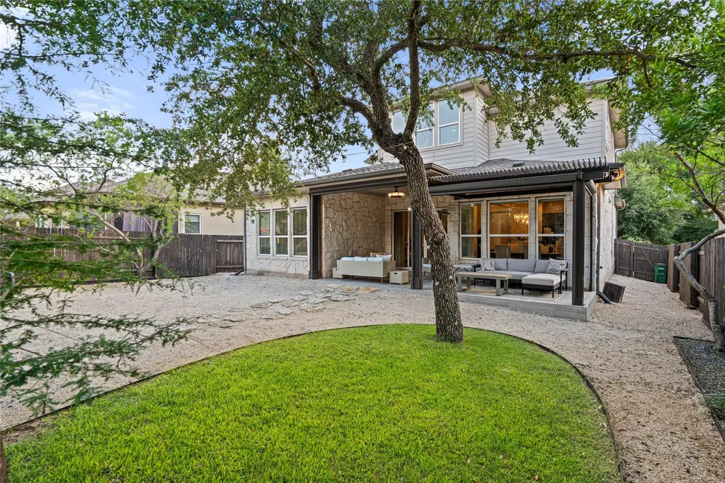 5213 Mandevilla Drive Austin TX 78739