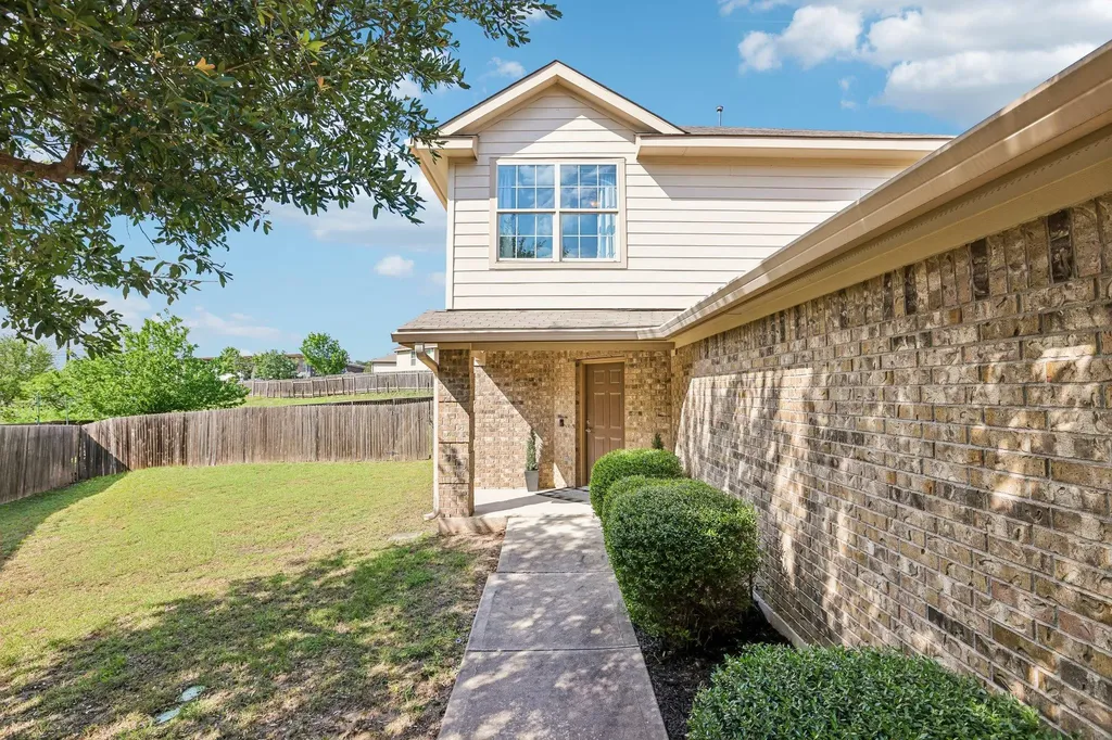 5508 Emma Thompson Way Austin TX 78747