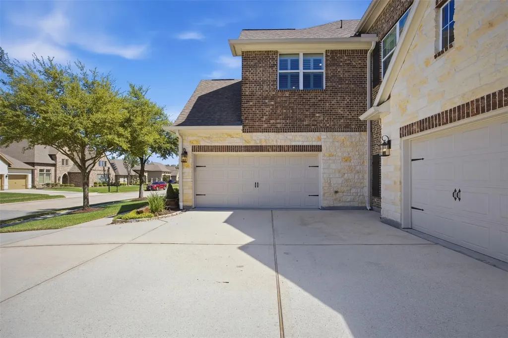 2427 Anderson Point Lane Spring TX 77388