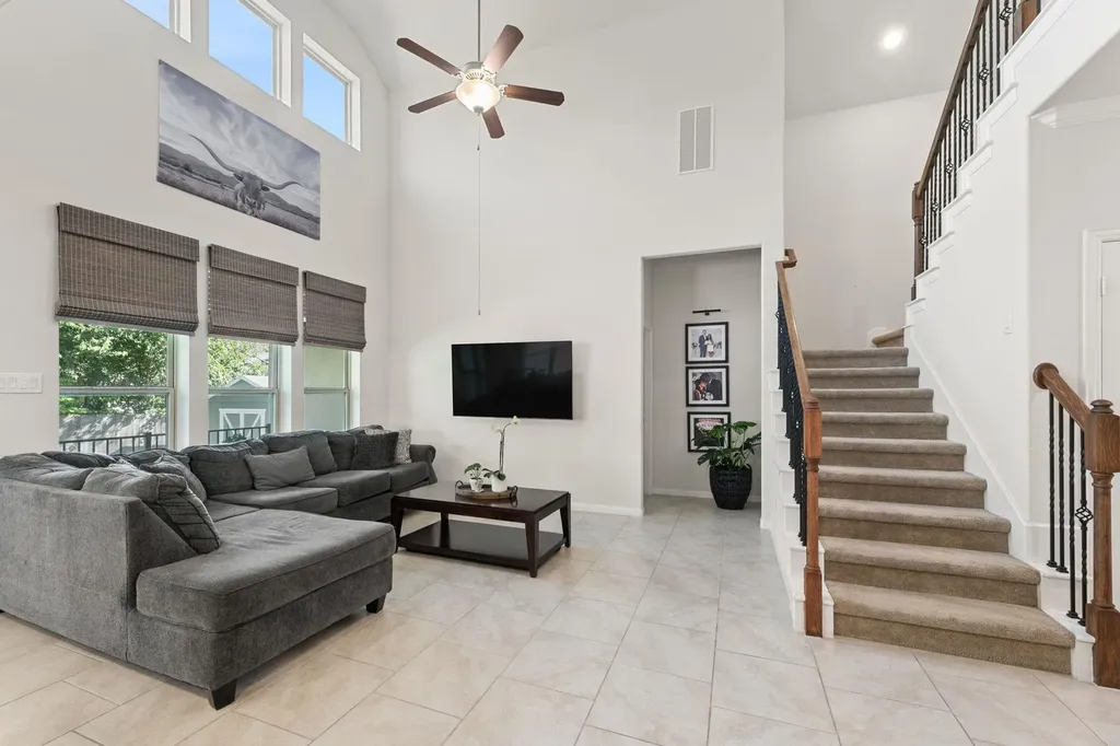 2233 Sauterne Drive Leander TX 78641