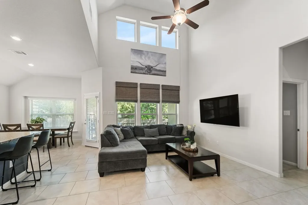 2233 Sauterne Drive Leander TX 78641